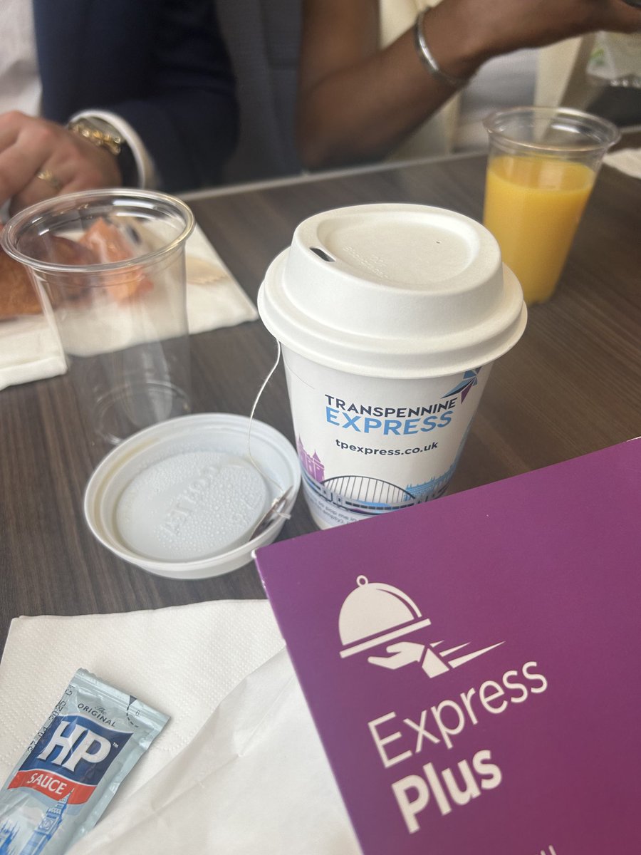 BadmintonCapps's tweet photo. โฆ@TPExpressTrainsโฉ Host Brian as been an absolutely superstar on the 9.22 from Newcastle to Edinburgh. #ExcellentCustomerService https://t.co/VGycJS4wmX