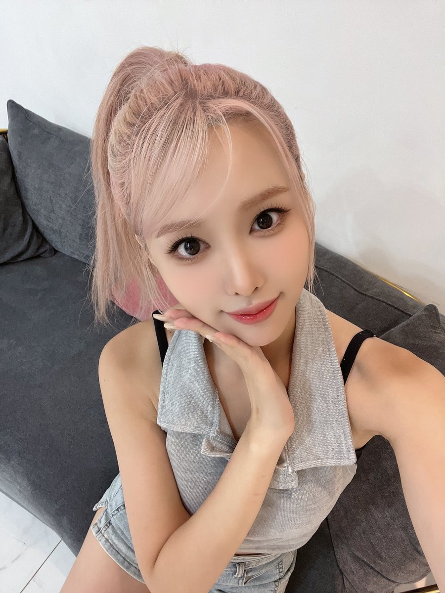 PRIMROSE_AO's tweet photo. 이런 느낌 어때요?!😙✌🏻
這風格怎麼樣？

#PRIMROSE #프림로즈 
#RAINIE #레이니 https://t.co/qenmNKlxq2