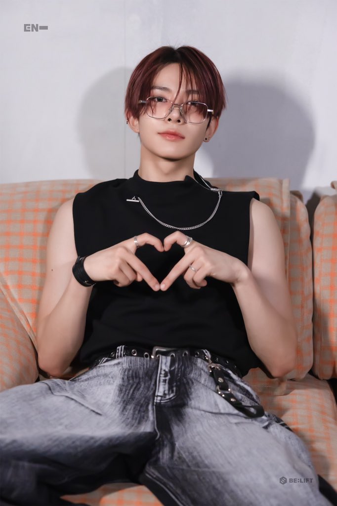 ihs_heeseung's tweet image. this photo of heeseung 😵‍💫