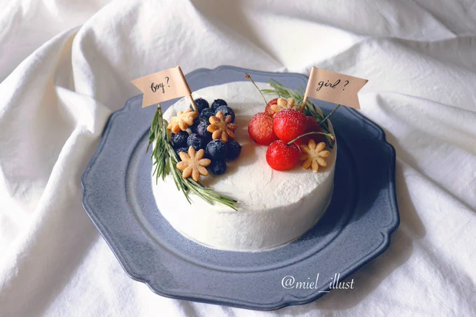 お腹の子の性別がふんわり分かったからジェンダーリビールケーキ作った𓌉𓇋 男の子→ブルーベリー 女の子→さくらんぼ 今のところ女の子 今後の検診で覆るかもしれないけど、元気に産まれてくれればどっちでも良いや