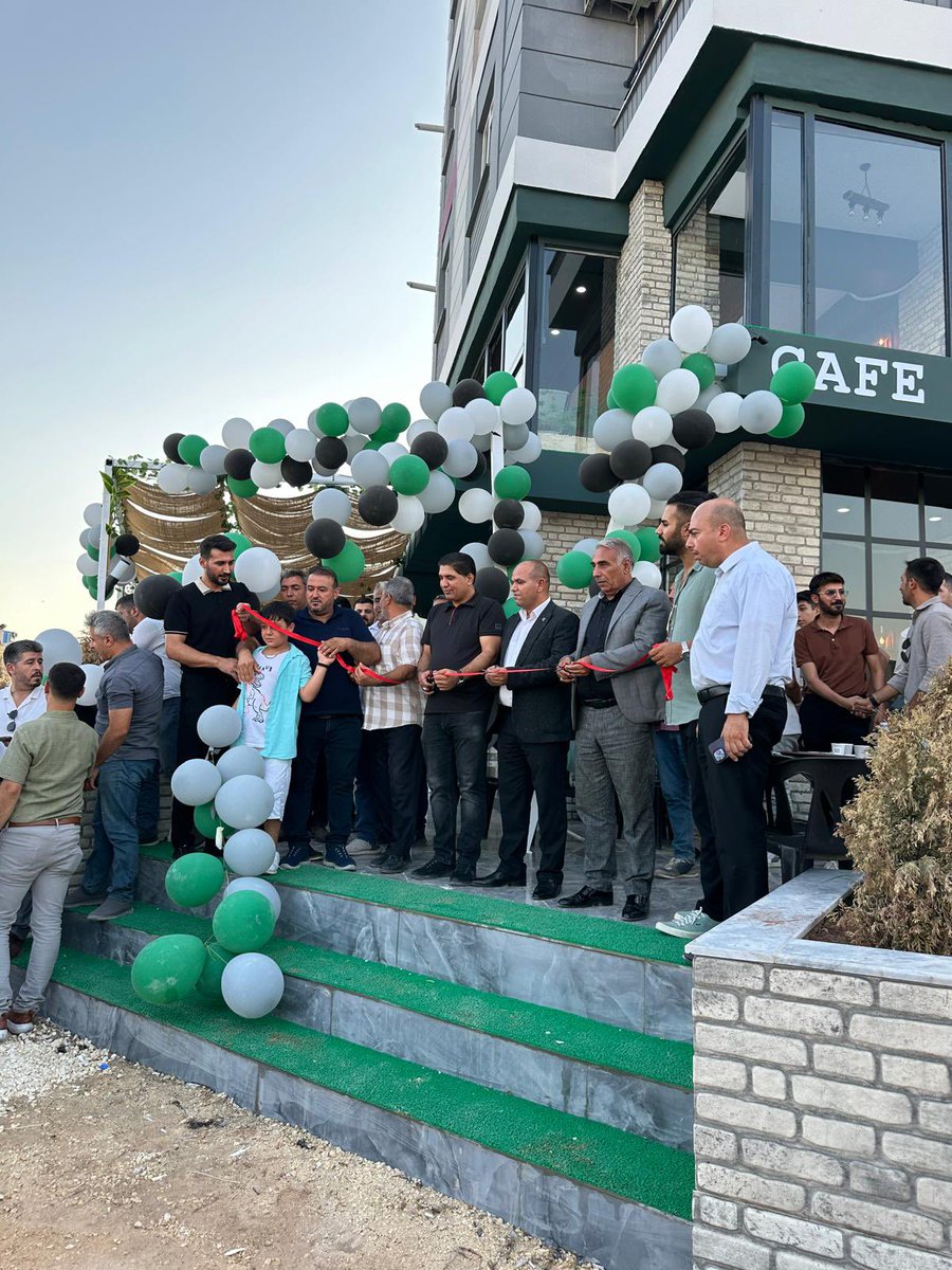 sumder6363's tweet photo. Şanlıurfa müteahhitler derneği başkanı @ASIKLIMUSTAFA yönetim kuruluyla birlikte iş insanı Ahmet doğanın Cafe rast işletmesinin açılışını gerçekleştirdik. 
Rabbim bol ve bereketli kazançlar nasip etsin inşallah…@sumder6363 https://t.co/fNGXsSqZ98