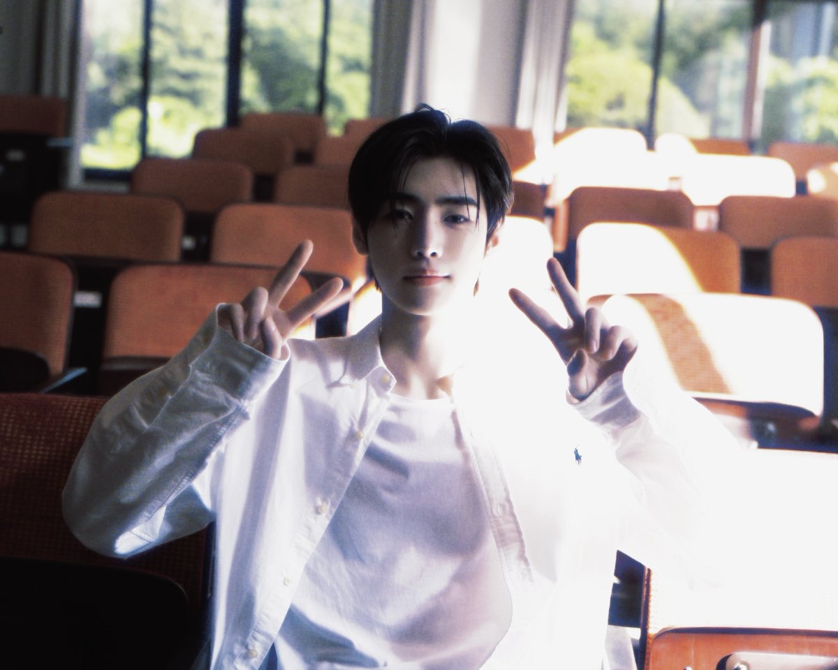 prodshn's tweet image. 📷 🍃 #sunghoon