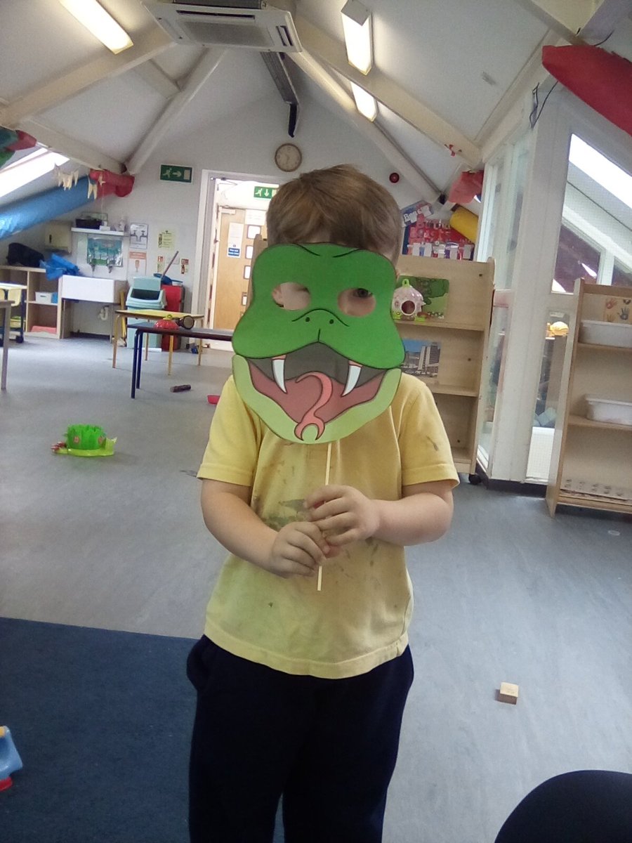 FieldOfDreamsL7's tweet photo. Taking part in 'national snake day ' #FODCOMM #FODWORLD #FODPD #FODART #FODMATHS #FODPSED https://t.co/dAryMhbr46