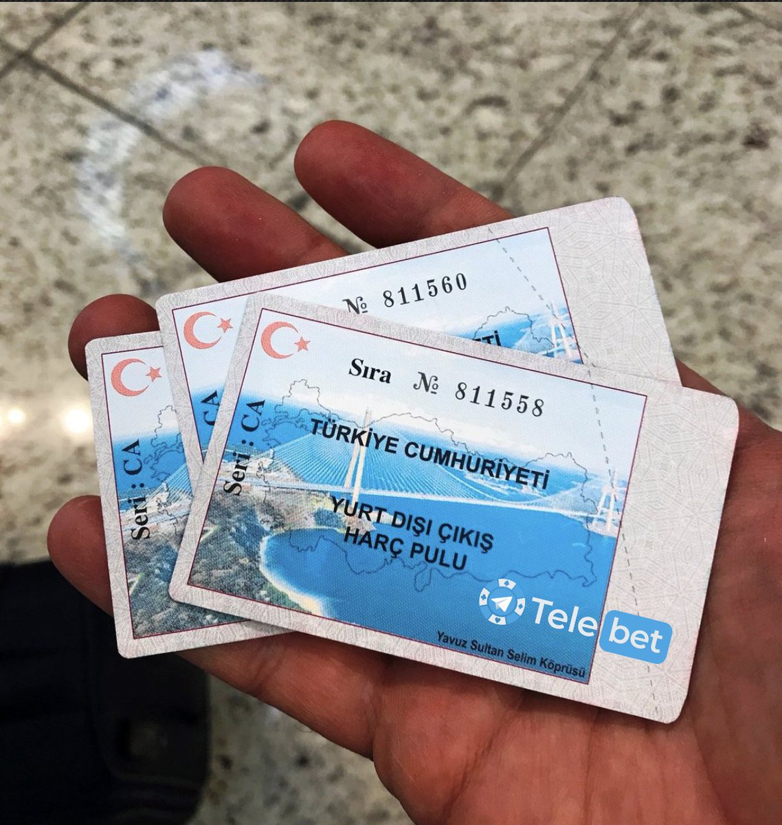 #SonDakika | Yurt dışı çıkış harcı 500 TL'ye yükseltildi.