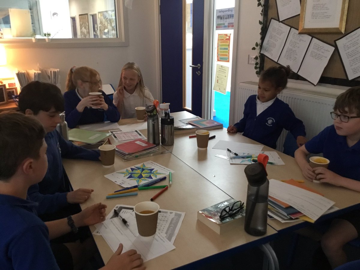 lordderamores's tweet photo. Year 5 cooking up a storm! What a beautiful vegetable soup! Great Teamwork! #LDDT https://t.co/fGfEDZ9kQc