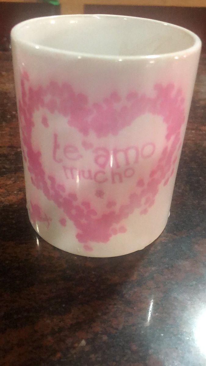 Gaaarciaaa__'s tweet photo. La persona que me pone este vaso es la que se merece mi corazón. https://t.co/8M6LtBodvw