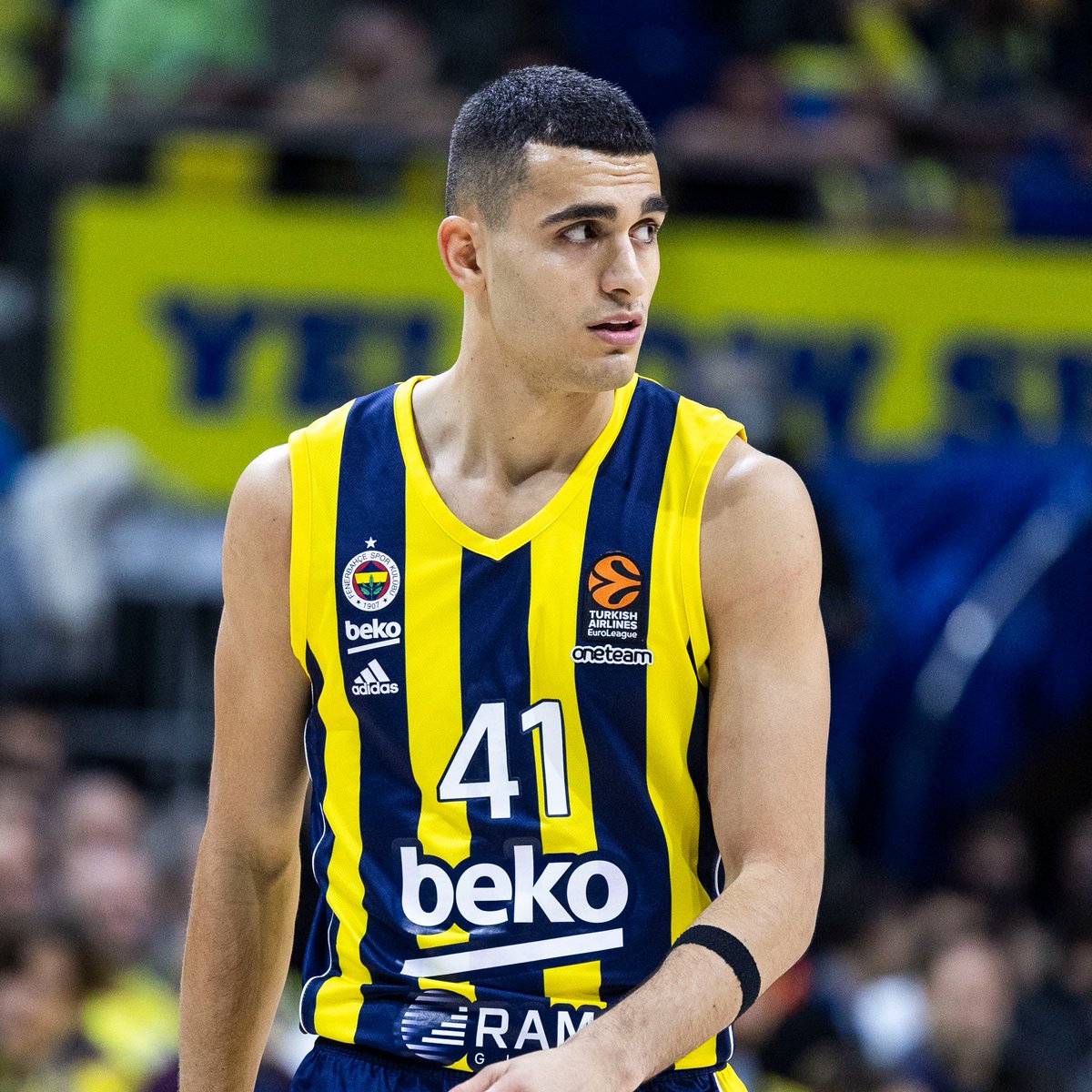 EuroLeague Arabic tweet media