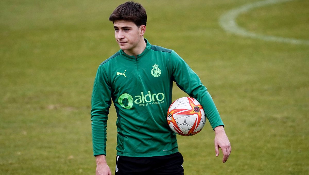 ¡¡AVISO!!‼️
Se ha visto al jugador del <a href="/FCBarcelona_es/">FC Barcelona</a> Pablo Torre, esta madrugada en Santander.
Ya ha cerrado 4 bares y dos discotecas.