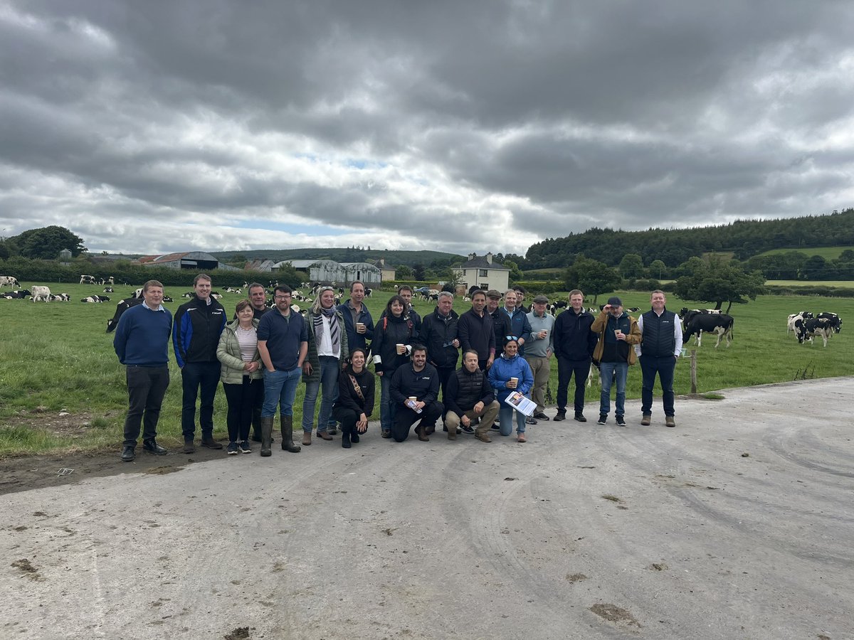 Great to host a group of farmers from Chile this morning through <a href="/DeLaval_UK_IRE/">DeLaval_UK_IE</a> Seeing how robotic grazing is done in the northern hemisphere