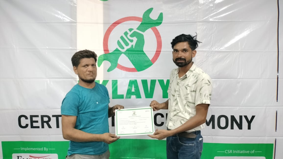 On WorldYouthSkillsDay, we conducted workshops under our Ekalavya initiative, aimed at upskilling independent roadside mechanics On WorldYouthSkillsDay, we conducted workshops under our Ekalavya initiative, aimed at upskilling independent roadside mech...