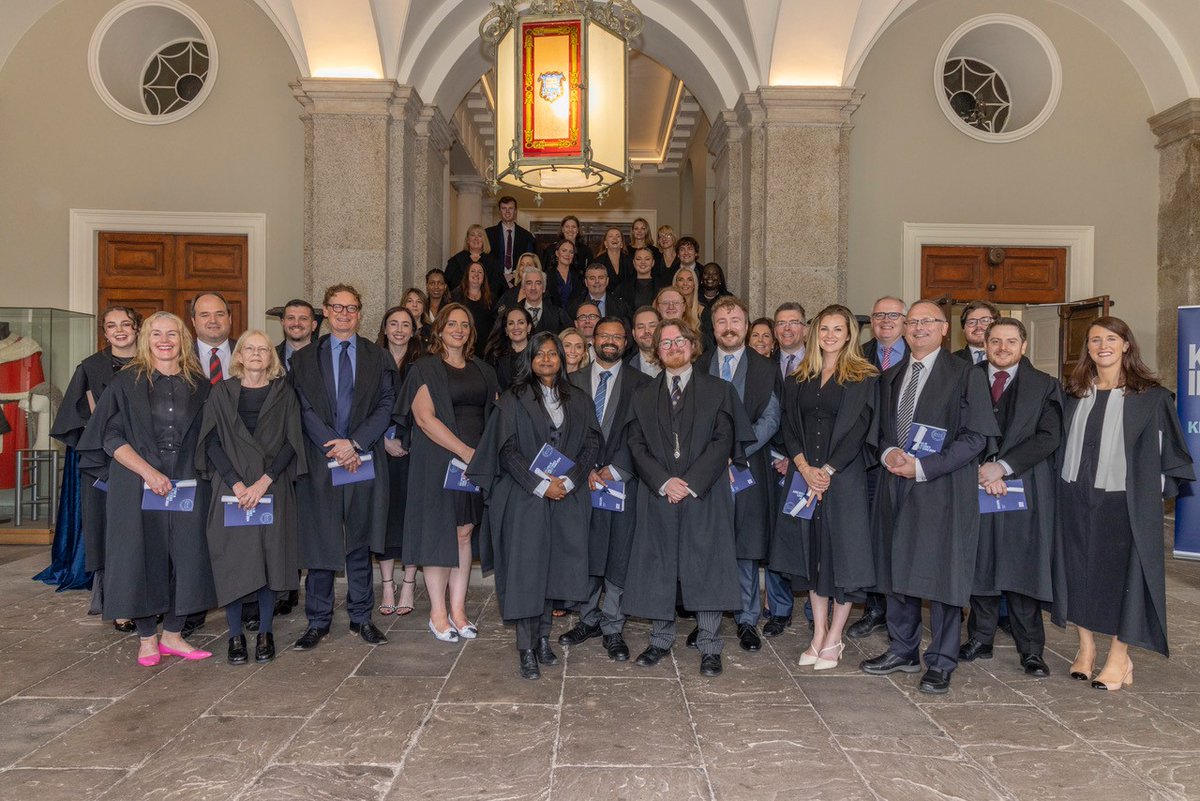 KingsInns's tweet photo. Congratulations to the Diploma in Legal Studies students who graduated from King’s Inns yesterday afternoon. 👏

Welcome to our alumni community!
Sign up for our alumni mailing list and update your contact details on the website 👉 https://t.co/6OZ2ygUFNs

#graduations #diploma https://t.co/qP8NocS0Bp