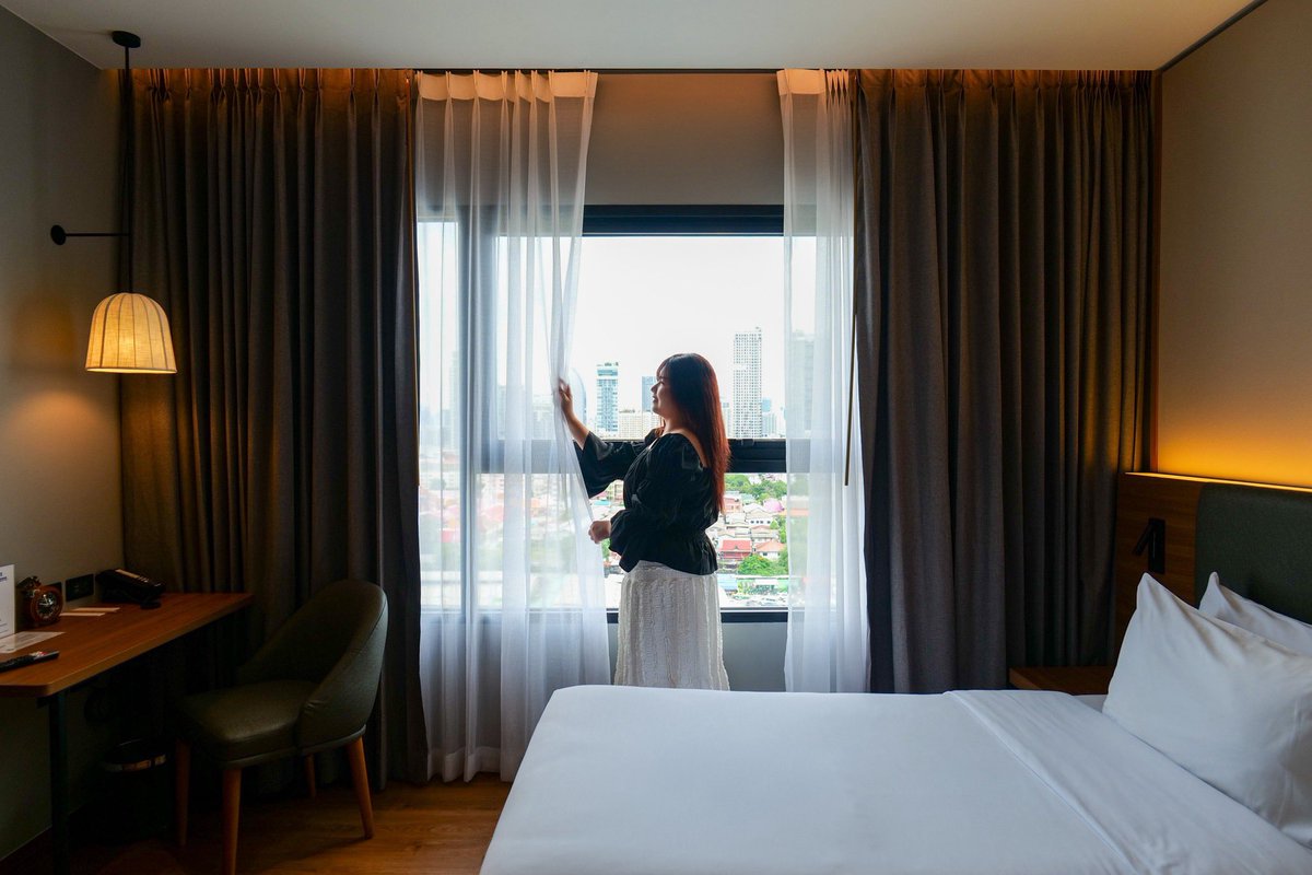 ffnchubby's tweet photo. Best Western Chatuchak โรงแรมเปิดใหม่ใกล้สวนจตุจักร อยู่ตรงข้ามตลาด อ.ต.ก. ทำเลดีอยู่ห่างจาก MRT สถานีกำแพงเพชรแค่ 100 ม. 
#โรงแรมกรุงเทพ #bestwesternchatuchak https://t.co/GuHXPF55Oy