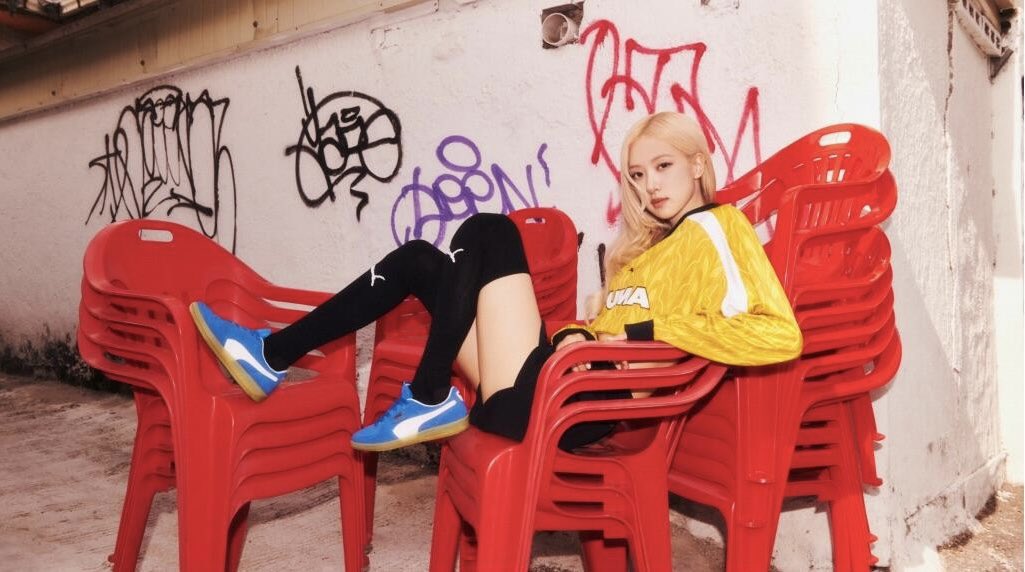roseannepics's tweet photo. ROSÉ FOR PUMA https://t.co/qtzBA6aB1P