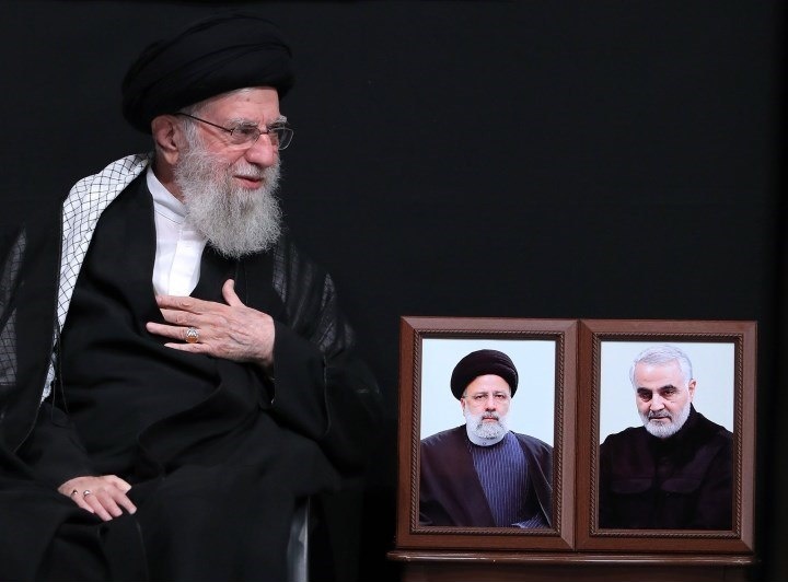 Mojtabapacino's tweet photo. ایشالا قاب بعدی، عکس خودت توش باشه https://t.co/qNPNmZVAi7