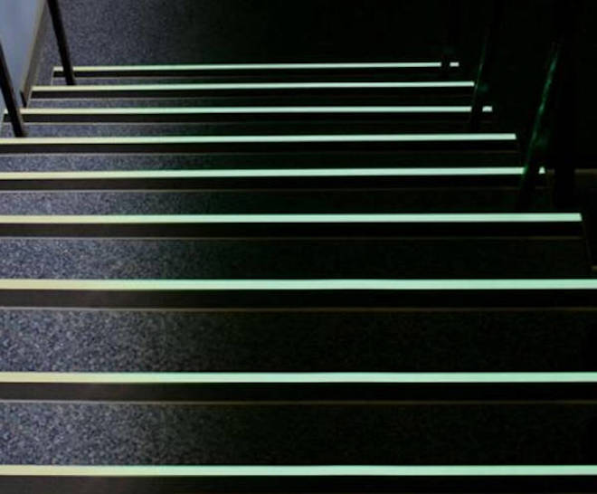 ESIBuilding's tweet image. Ecoglo #photoluminescent #StairNosings from @QuantumFlooring can supplement electrical #EmergencyLighting systems - fail-safe, operate immediately, no ongoing maintenance ow.ly/muOI50SkCTV