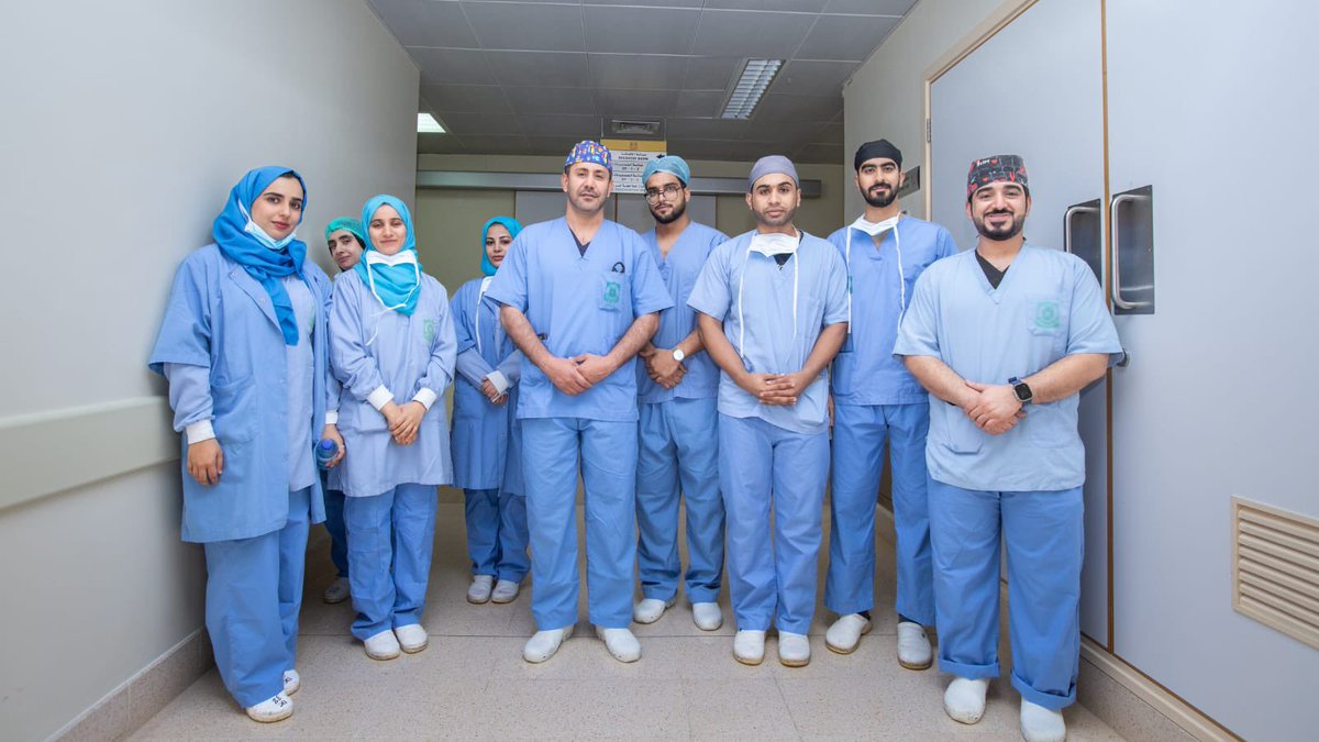 sheikhan123's tweet photo. With a group of bright minds from the OMSB’s dermatology program on a hands on training workshop. https://t.co/dMgWe8Z7Os