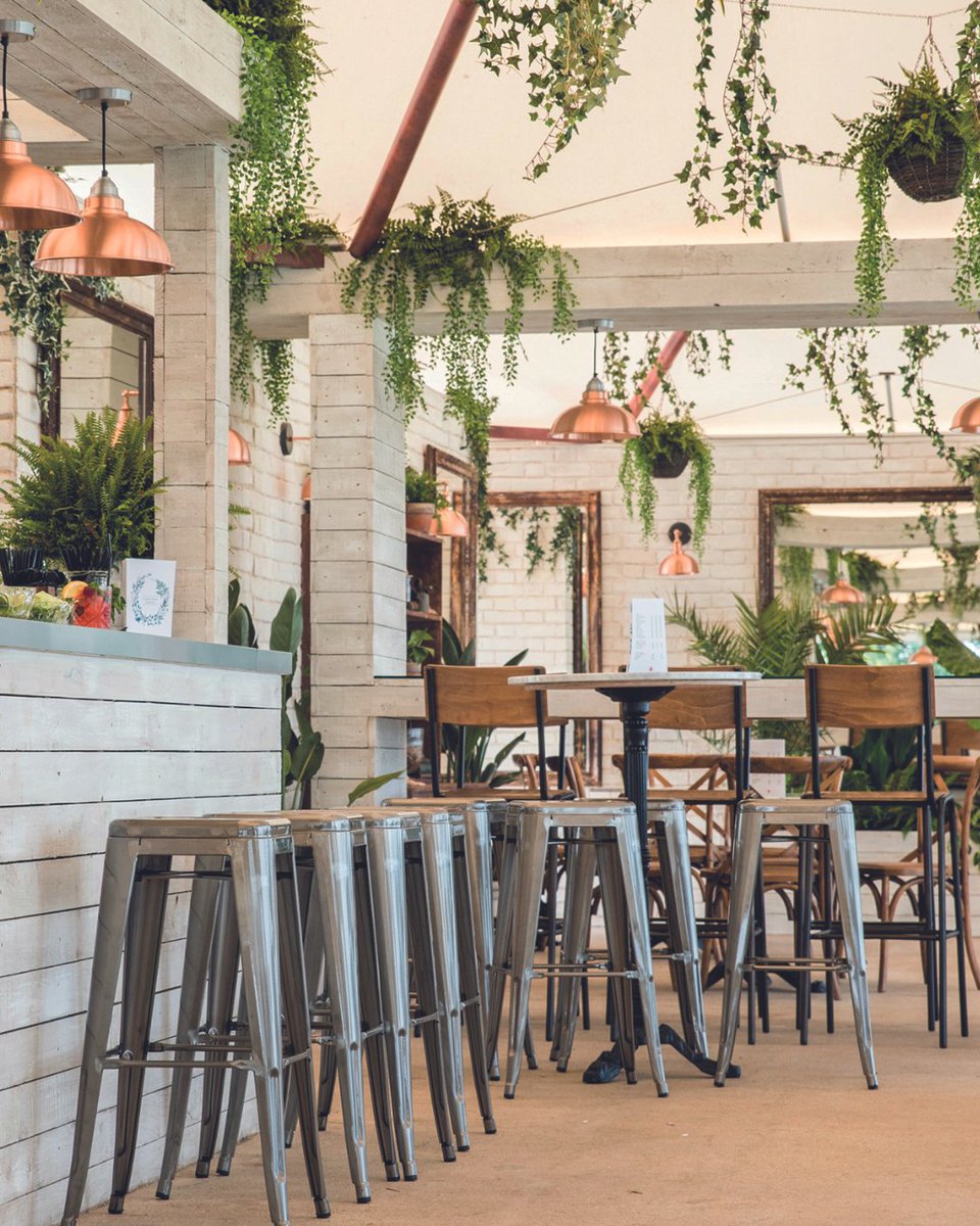 Industville excels in café aesthetics and design, trusted by top spots like Café Nero and Cow and Grind. Managing director Mara Rypacek Miller discusses their approach, emphasising sustainability. ☕

🔗 issuu.com/jandmgroup/doc…

#cafelifemagazine #cafelife #cafebusiness