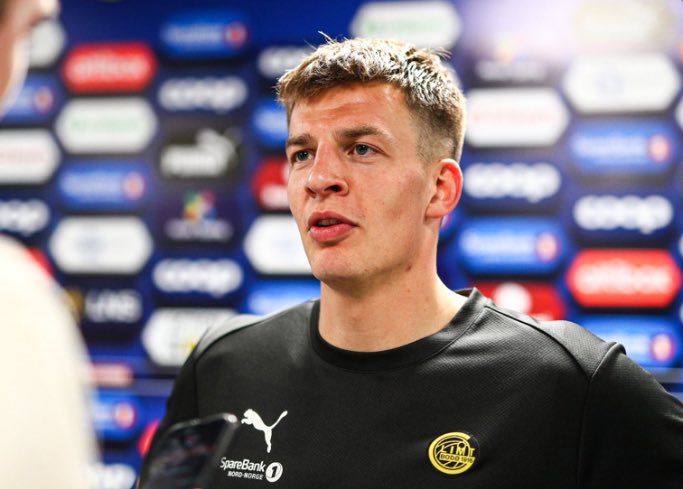 🚨🗣️ Jostein Gundersen om situasjonen i Sandefjord:

”Først vil jeg bare understreke at det er veldig viktig og bra at man tar hodeskader på alvor. Det tror jeg alle kan være enige om. Så var dette en litt kjedelig sak, men heldigvis føler jeg at det går bra med meg. Vi har tatt