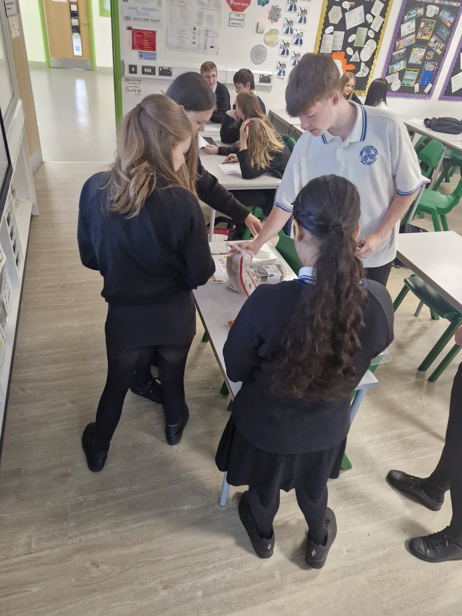 Miss Miles (@missmilesmaths) on Twitter photo Da iawn 9HMM! Top of the Form reading board for Year 9 again! π Keep up the reading through the holidays ππ <a href="/MrsWilliamsIHS/">Mrs Williams</a> Da iawn 9HMM! Top of the Form reading board for Year 9 again! π Keep up the reading through the holidays ππ <a href="/MrsWilliamsIHS/">Mrs Williams</a>