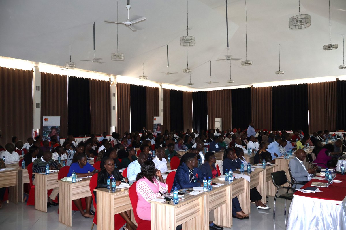 G_B_Fund's tweet photo. DAY 1 of the training of Jiinue Growth Program (JGP) Jiinue Enterprise Trainers (JETs). JGP in partnership with
@MastercardFdn and a consortium led by @G_B_Fund offers business training and affordable financing access to #MSMEs. #YoungAfricaWorks https://t.co/c5tLoWT8rS