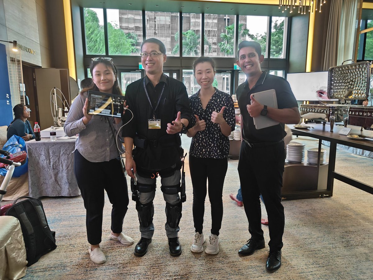 Lets get one enhancing older adults functional performance!
<a href="/SIT_PT/">SIT_PT</a>

asiaone.com/singapore/i-fe…
