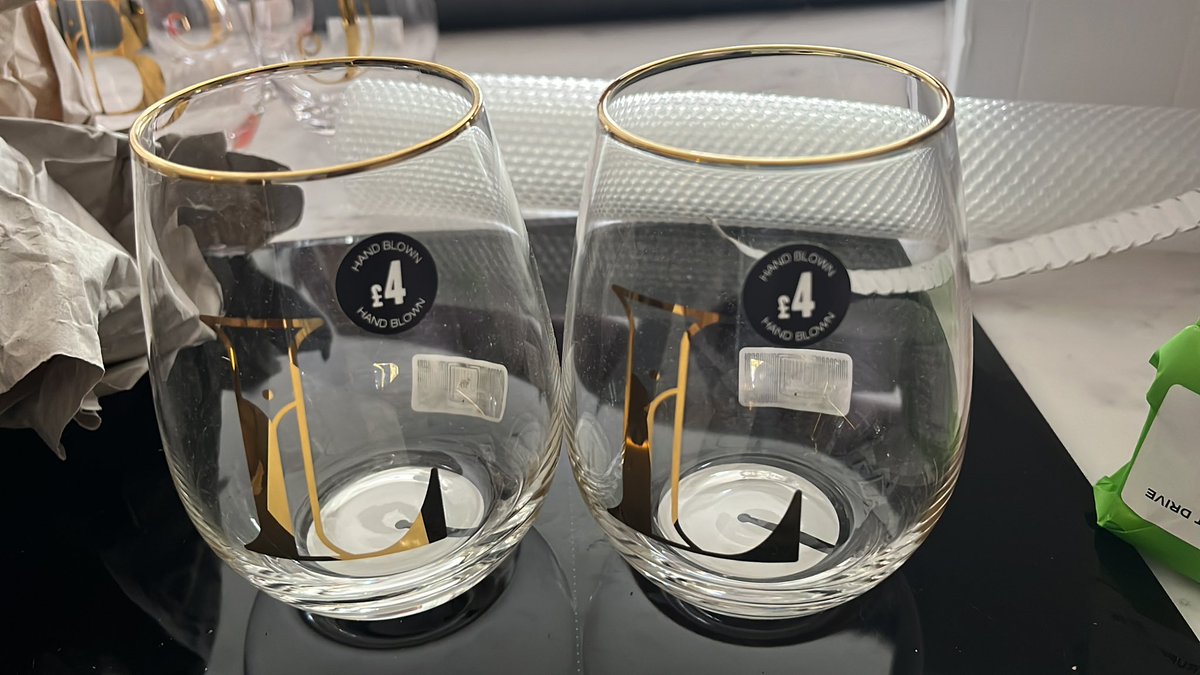 Kernowluke's tweet photo. @Matalan charged £5 a glass and they arrive with £4 stickers on - what on earth? Clearly been overcharged on all 8 I bought online! https://t.co/2fo36outbc