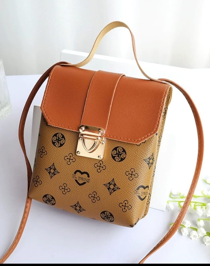 classixfashions's tweet photo. Sling Bags 
At Kshs 1100
Call/WhatsApp at 0737467538
#Maandamano , Nairobi CBD, Tuesday is Tuesday, Boniface Mwangi, HAPPENING NOW, #classixfashions https://t.co/9d2TGHtYNh