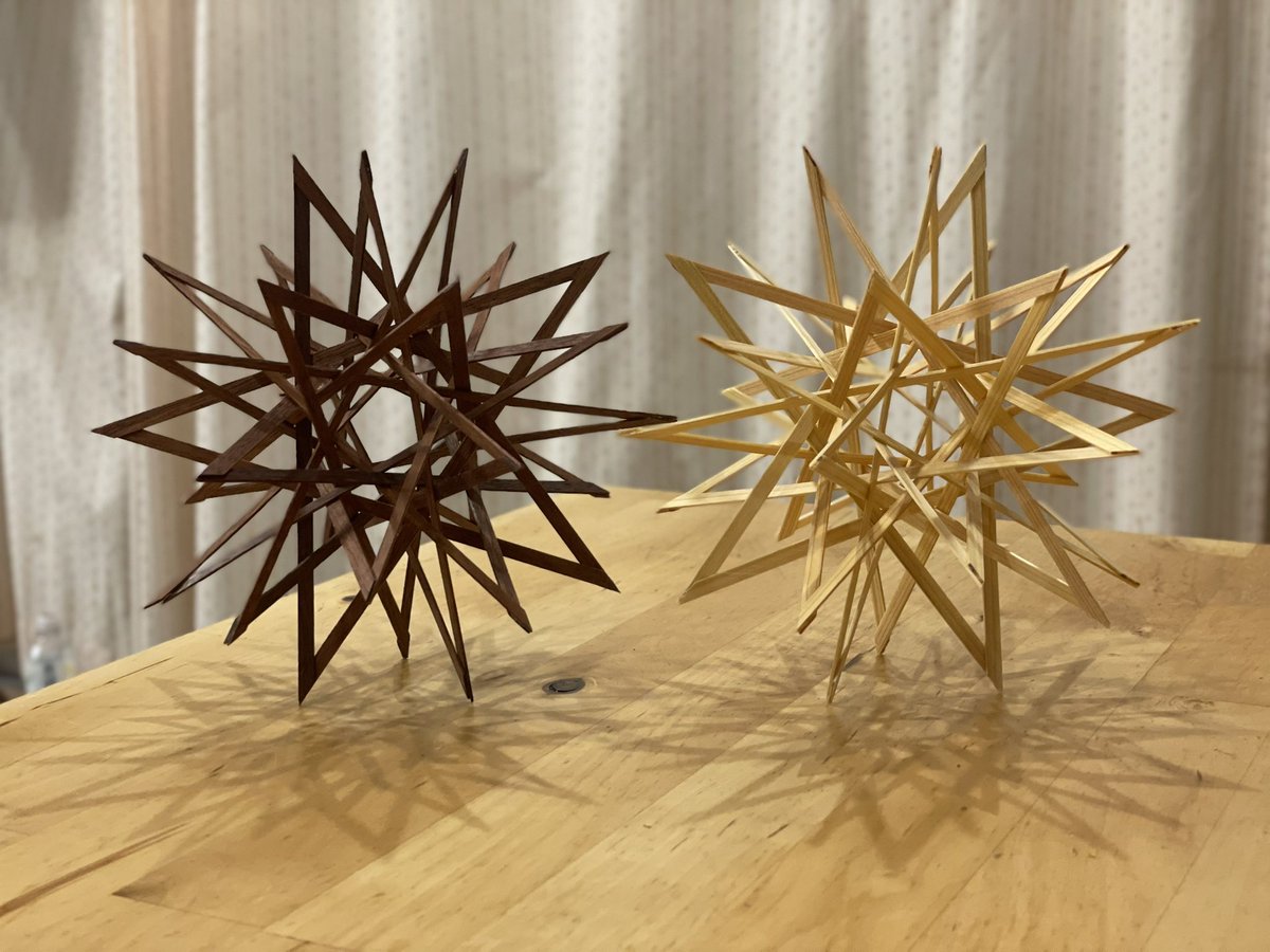 onomahedron's tweet photo. Poly link six stars
6つの星形が組み合った立体です。
芯になるのは二十・十二面体
完成品版とキットのバージョンがあります。
博物ふぇすてぃばるE-03ブースです
ぜひお立ち寄りください。
#mathart
#博物ふぇすてぃばる
#polylink https://t.co/nmtIBU1PLH