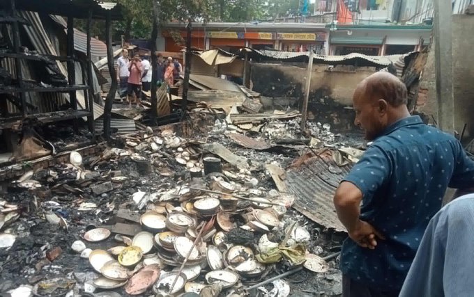 মির্জাপুরে অগ্নিকান্ডে কোটি টাকার মালামাল পুড়ে ছাই