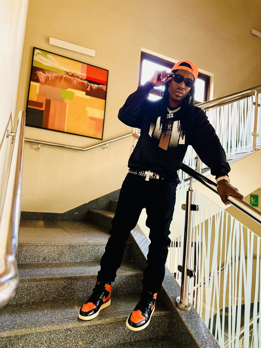 TokopaForce's tweet photo. The only way to defeat me is to avoid me🫡⭐️
#FastestRapperUganda https://t.co/V2OsWvAXlm