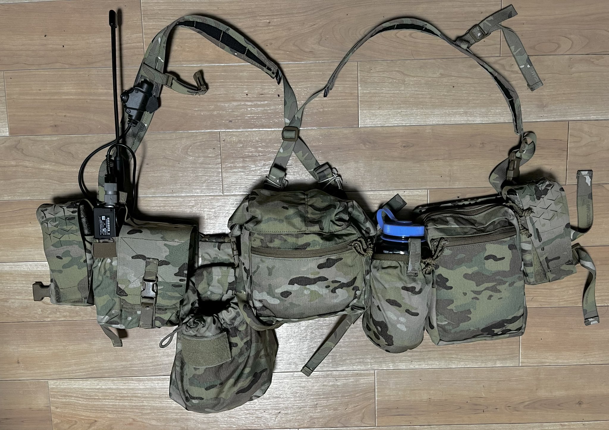 新品 GIBBOUS OUTFITTERS OPS-CORE AMP強化マウント