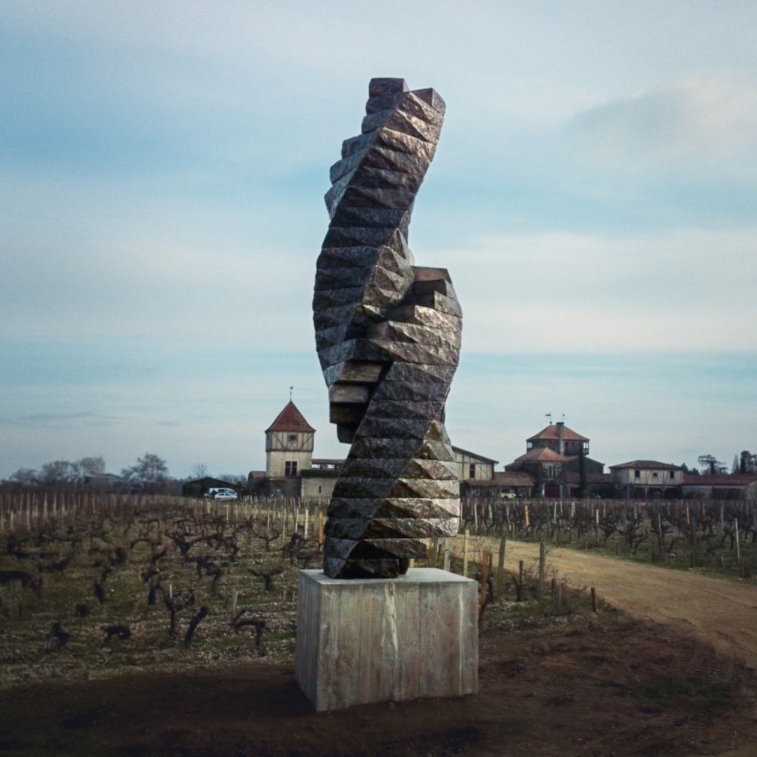 @chateauSHL is a living gallery where the convergence of art &amp; viticulture creates a unique sensory experience. Explore the remarkable sculptures that adorn the vineyards &amp; gardens, each contributing to the unique ambiance of the château here: tinyurl.com/3wp6vw9d