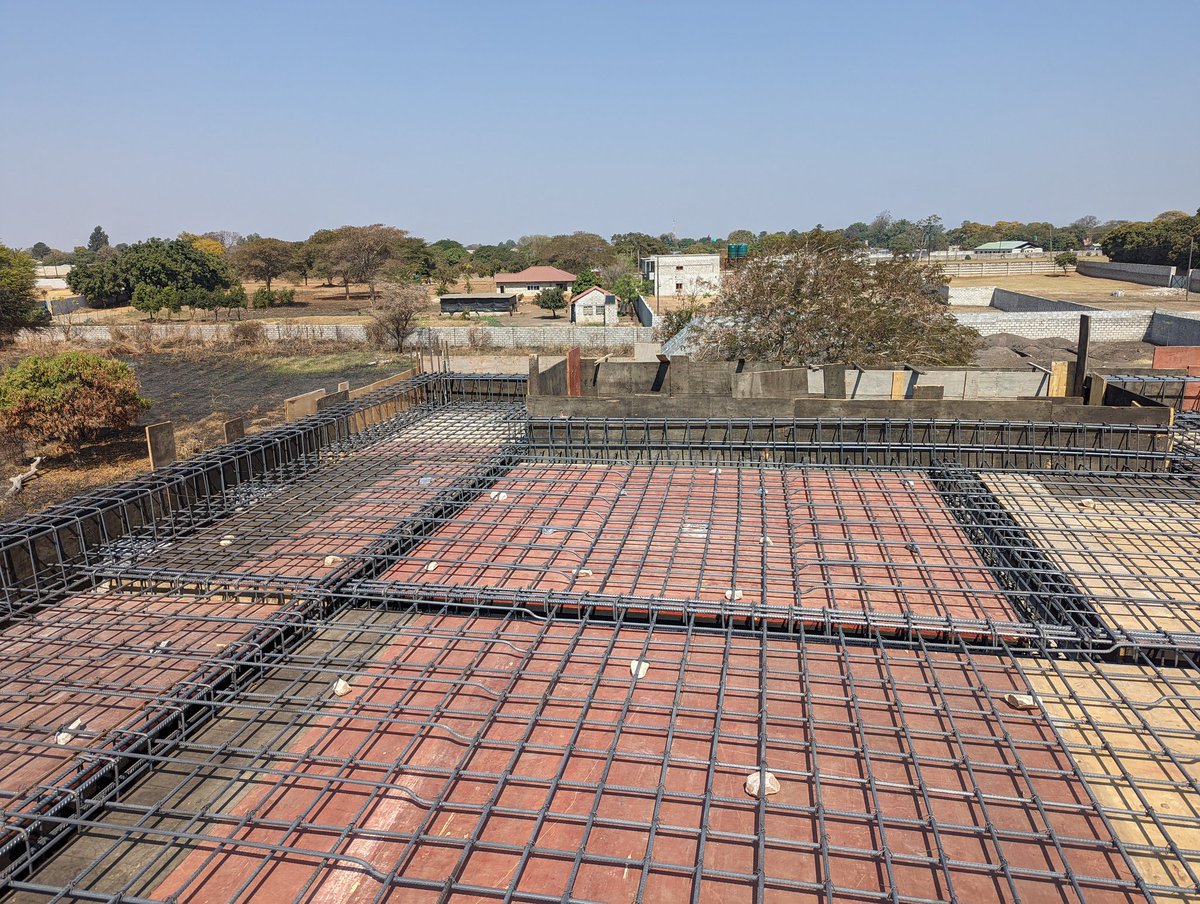BisankaKing's tweet photo. 📍📍📍Somewhere deep in Makeni Konga on a Tuesday afternoon on site carrying out my usual quality control and quality assurance works as the Structural Engineer.

#Structural
#Engineer
#Eng.#KingBisanka
#TheWalkingMall
#TheProjectManager https://t.co/ruuIqM0F53