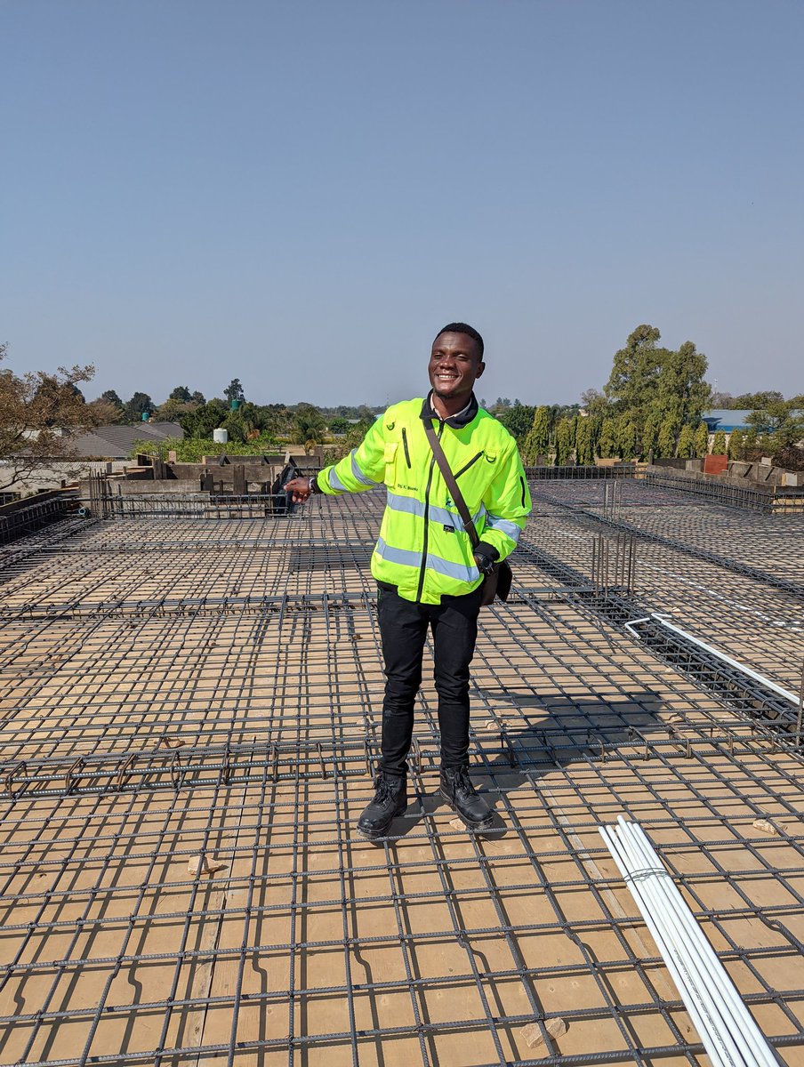 BisankaKing's tweet photo. 📍📍📍Somewhere deep in Makeni Konga on a Tuesday afternoon on site carrying out my usual quality control and quality assurance works as the Structural Engineer.

#Structural
#Engineer
#Eng.#KingBisanka
#TheWalkingMall
#TheProjectManager https://t.co/ruuIqM0F53