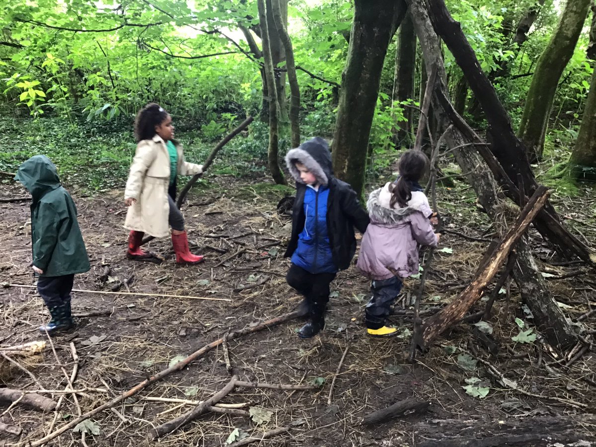carolyashworth's tweet photo. We made survival dens too! https://t.co/lyeBztoSBE