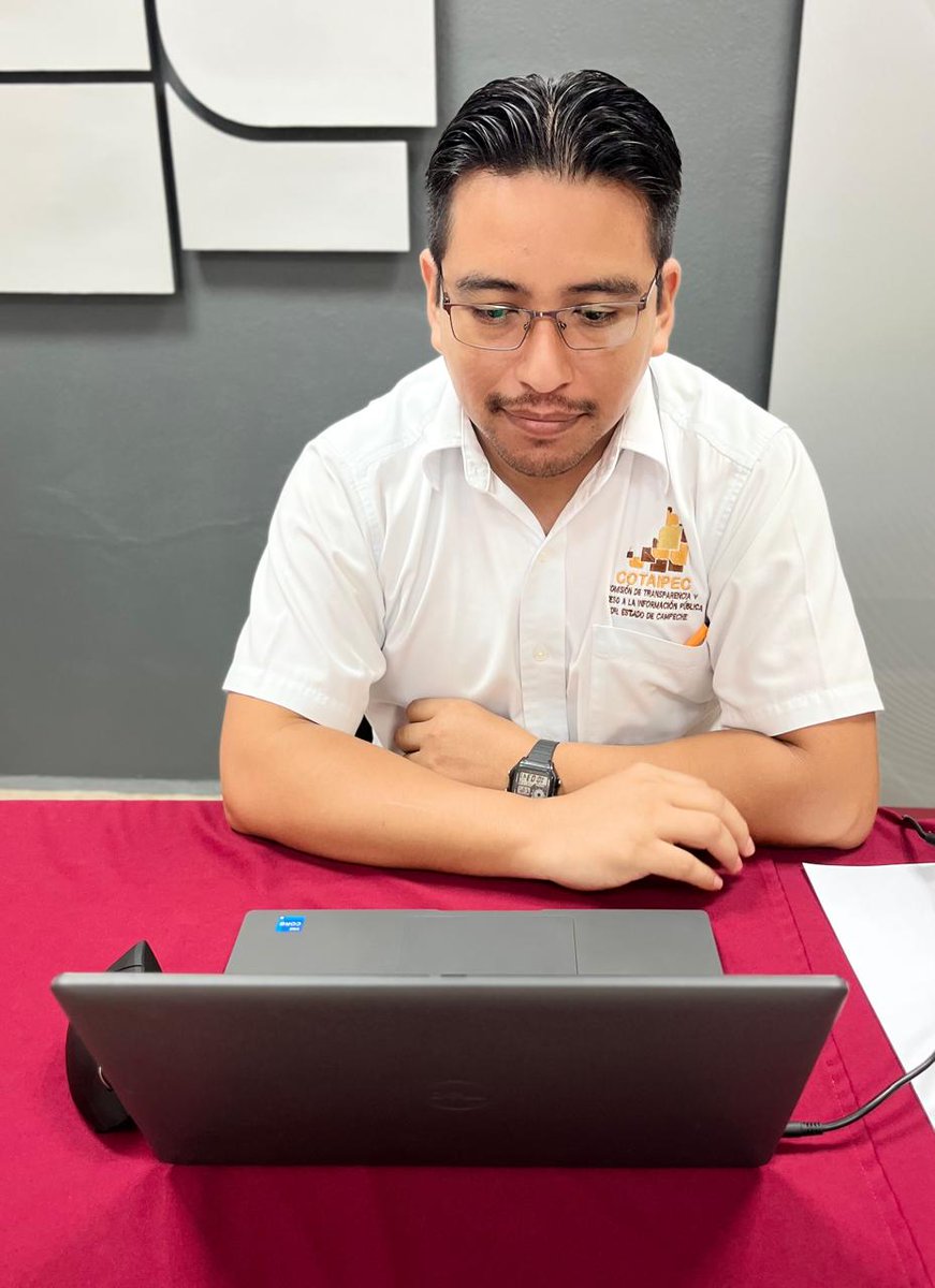 ITPCampeche's tweet photo. #AlMomento Impartiendo de manera virtual el curso de capacitación “Obligaciones en materia de transparencia: Sistema de Portales de Transparencia (SIPOT)” a servidores públicos de los Sujetos Obligados en Campeche. #COTAIPEC #CAPACITACIÓN #CAMPECHE #SIPOT https://t.co/O4wjODkexB
