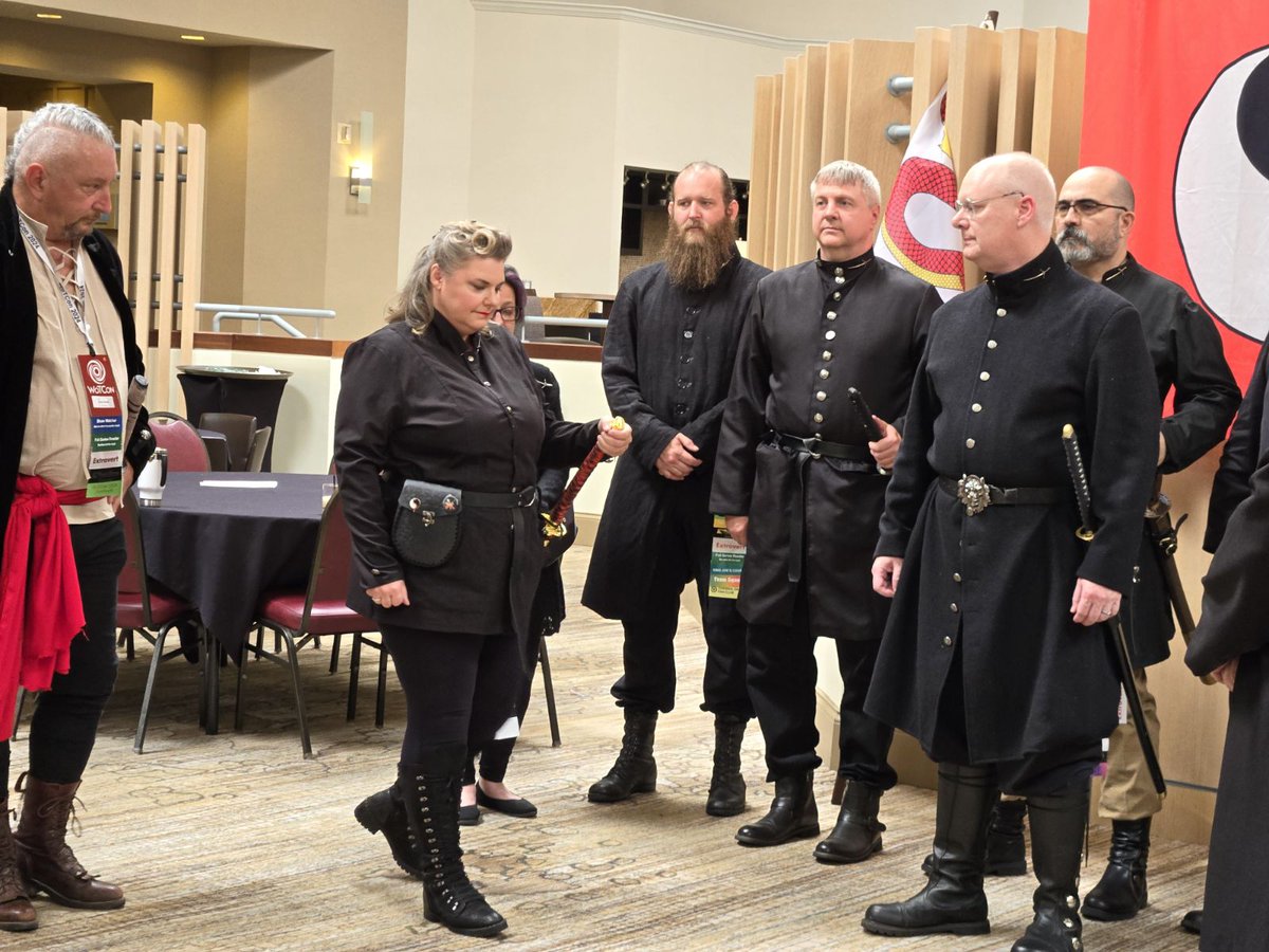 PennyLaspina's tweet photo. Asha'man pinning for the #Theblacktower @WoTConOfficial  I was Pinned a full Asha'man with @robertsguy #Wotcon2024 https://t.co/NglZwByPNI