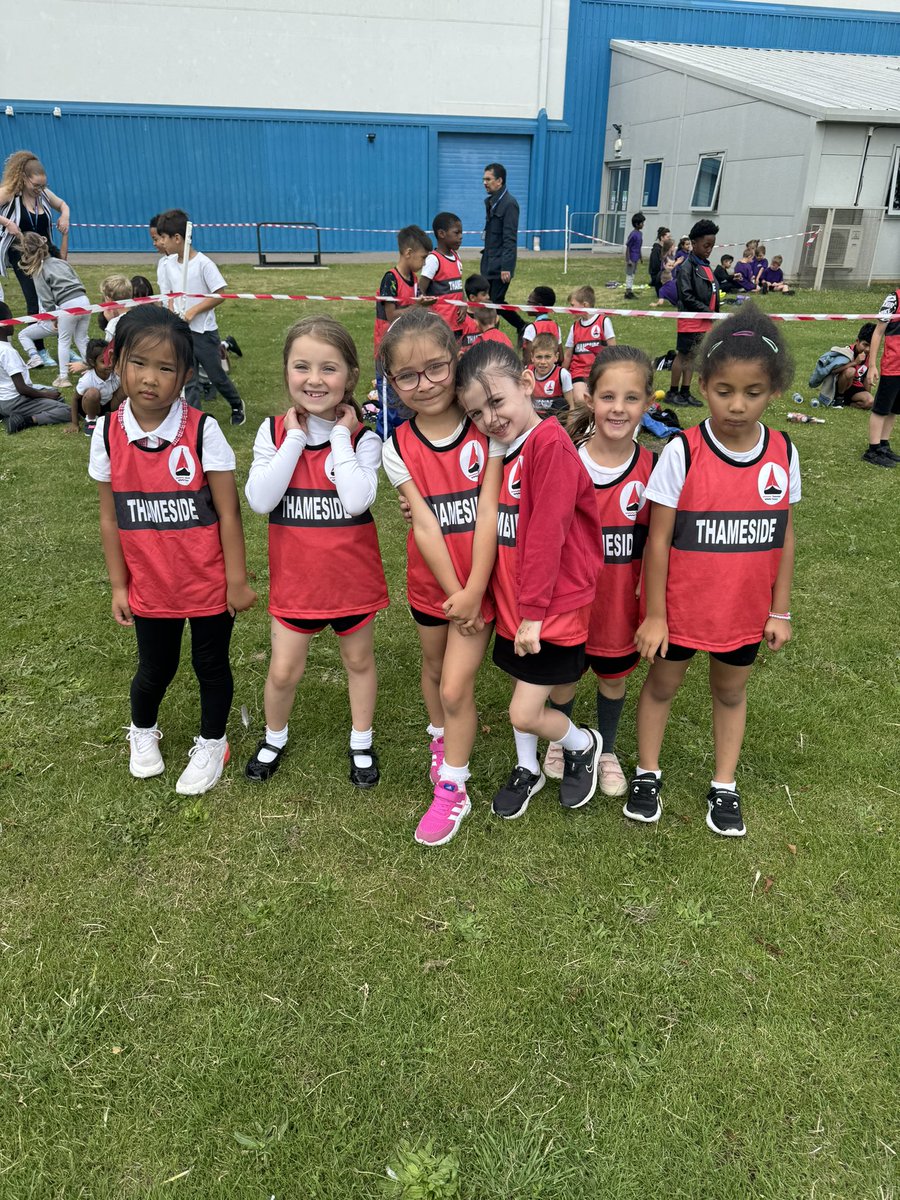 Thameside Primary (@thamesideschool) on Twitter photo What an amazing performance from our Year 1 and 2 Cross Country teams who won the <a href="/ThurrockSSP/">Thurrock SSP</a> cross country event. A special congratulations to our Year 1 boys and Year 2 girls who came 1st as teams #LifeAtOsborne #ComeOnThameside What an amazing performance from our Year 1 and 2 Cross Country teams who won the <a href="/ThurrockSSP/">Thurrock SSP</a> cross country event. A special congratulations to our Year 1 boys and Year 2 girls who came 1st as teams #LifeAtOsborne #ComeOnThameside
