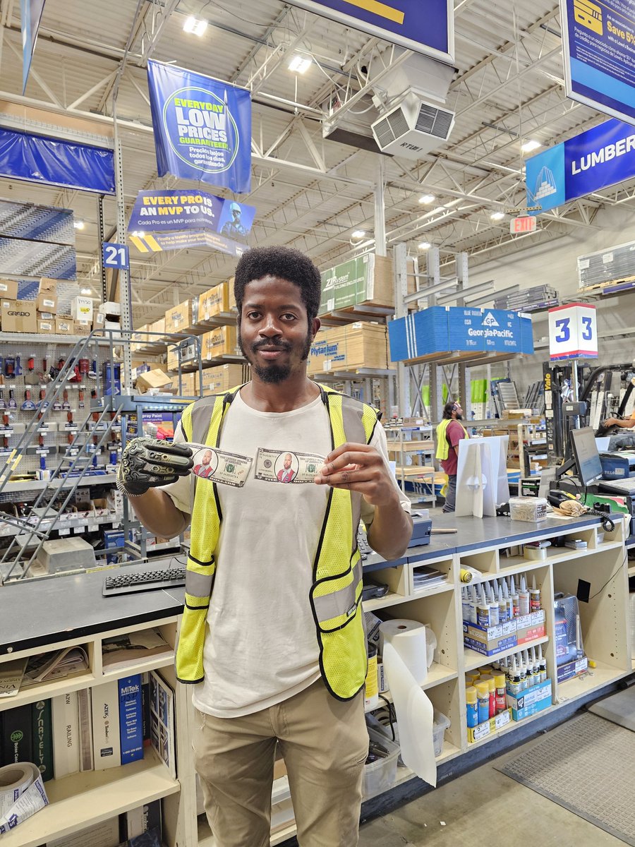 Loader Josh earning some Barnard Bucks for the 2 Pro Cards he just captured! <a href="/BenitoKomadina/">Benito.Komadina@Lowes</a> <a href="/DustinCornell5/">Dustin Cornell</a> <a href="/zsanitta/">Zsanitta (Zsa Zsa) King</a> <a href="/lowes627/">Lowes627</a> @MikeJDemps <a href="/BlueBoxR1/">@BlueBoxR1</a>