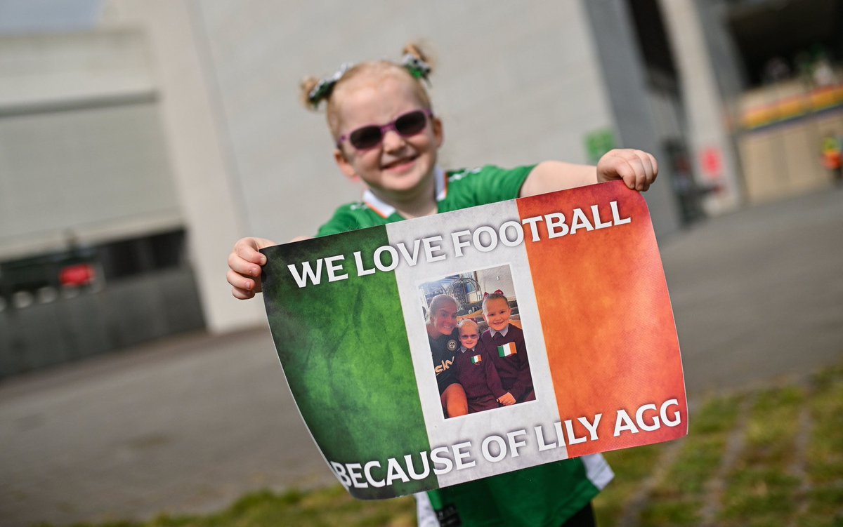 IrelandFootball's tweet photo. Looking well, Cork 😉

KO in just under 30 mins!

#COYGIG | #OUTBELIEVE https://t.co/slSV7MuwqC