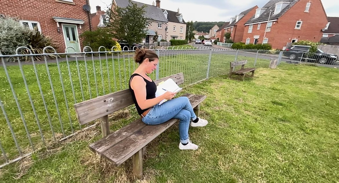 Julie MacLeavy tweet media