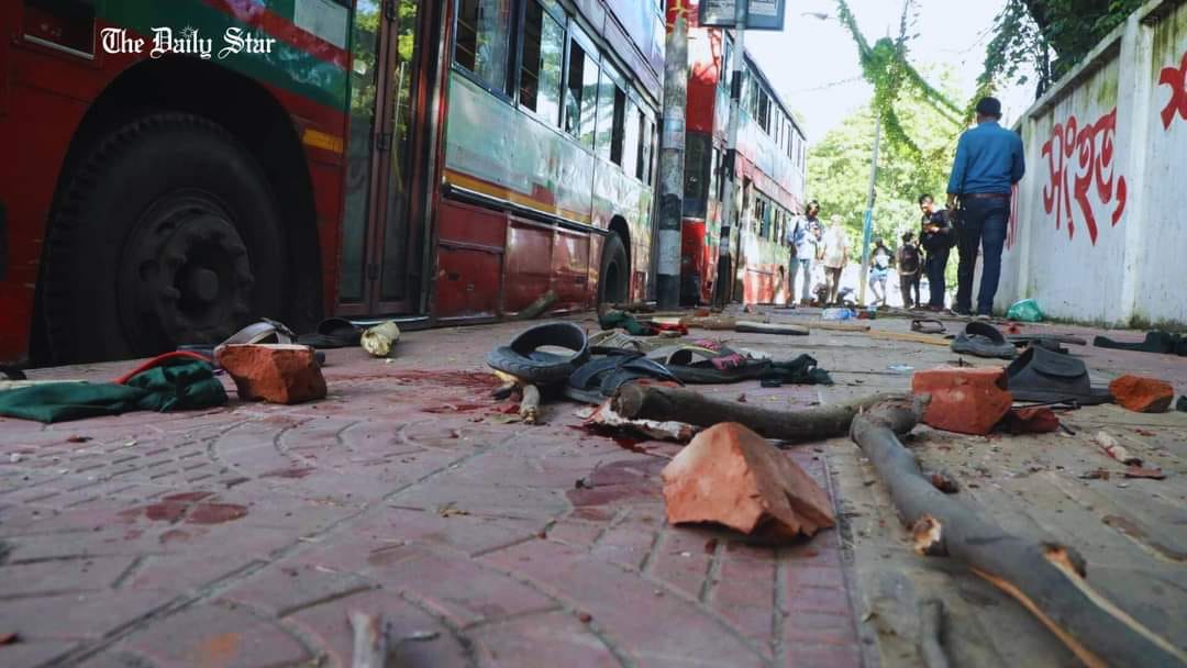 Nishuetic's tweet photo. #SaveBD #Save_Bangladeshi_students #SaveBangladeshiStudents #ALjazerra
#Bbcnews #CNN #TheWashingtonPost
#TheNewYorkTimes #TheGuardian
#BBC #AlJazeeraEnglish #TheWallStreetJournal https://t.co/mtOB1A2dDp