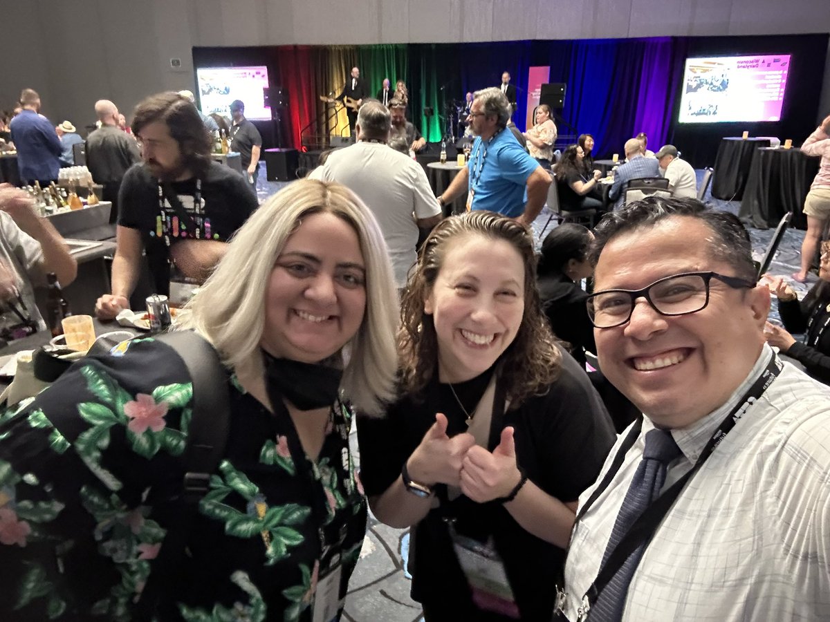 RudyChem's tweet photo. Great start at the CSTA CLS reception. Excited to be here getting to see so many friends in person. #CSTA2024 #CSTAEquityFellows #LiveFive @csteachersorg https://t.co/rq8xvriTEA