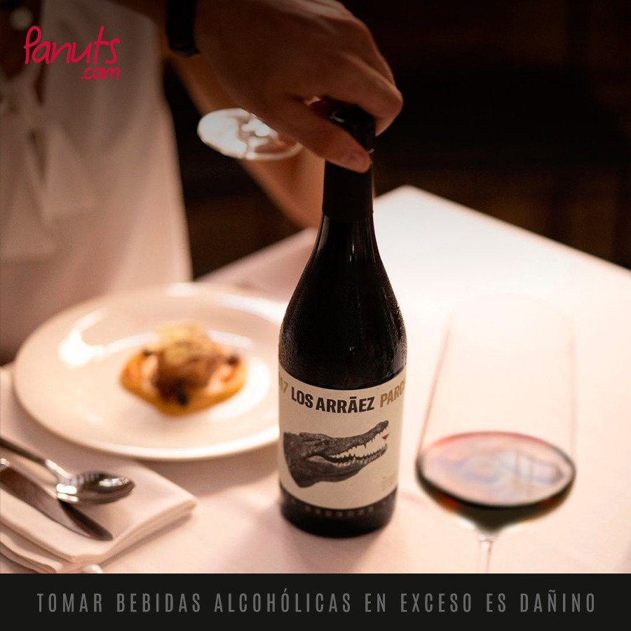 panuts_oficial's tweet photo. 📷📷Lagares Parcela Cero, un vino robusto y elegante con notas de fruta roja y tostados, criado en roble francés y americano. Perfecto para maridar con platos españoles y carnes. ¡Una tradición familiar en cada copa!

Pídelo en https://t.co/EnRZyjHzOW

#vino #tinto #maridaje https://t.co/Nii7CgusXi