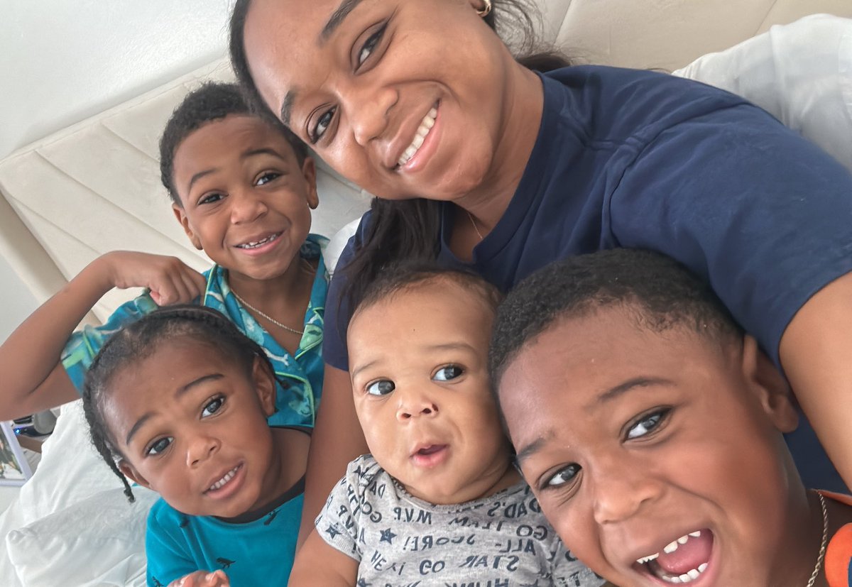 BritttWill's tweet image. my boyssss😭❤️

It’s very rare to get them to cooperate at the same time!!!!