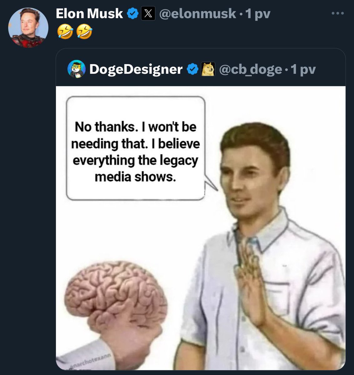 Onko tää tyyppi todella näin riemuidiootti?