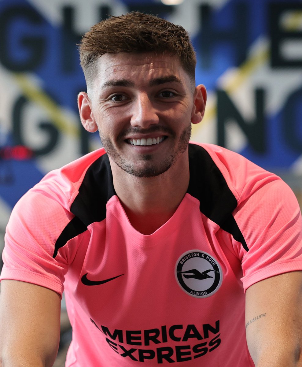 BHAFC's tweet photo. Welcome back, @BillyGilmourrr! 💙🤍 https://t.co/dzjAukQpCS