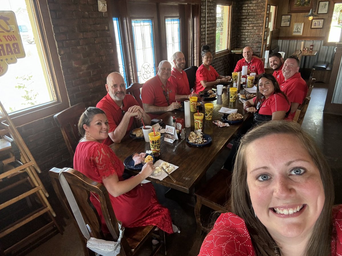 Celeste Castillo Maddox tweet media