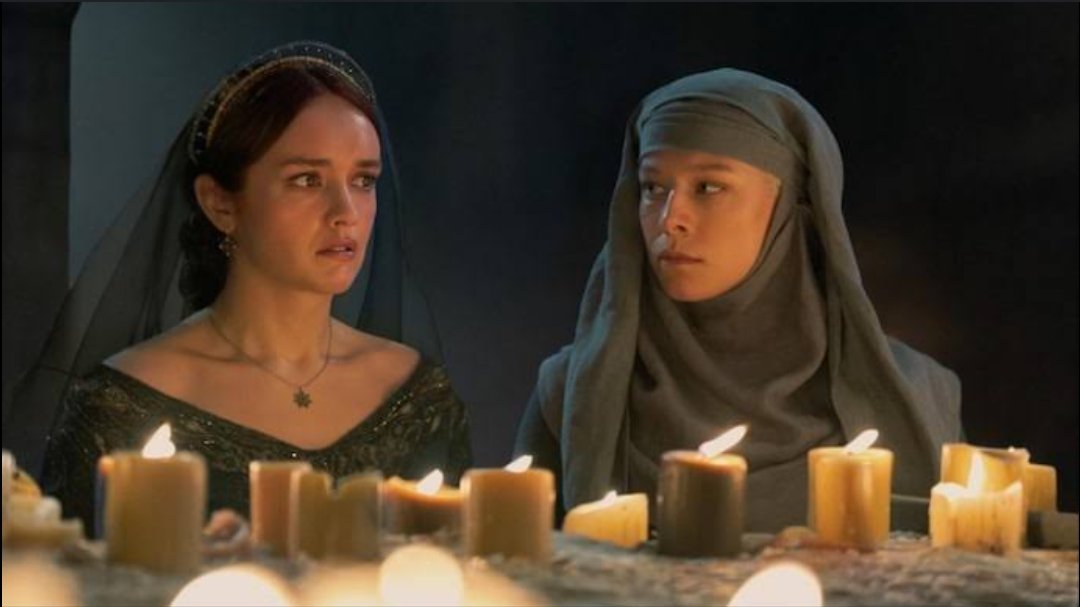 themarvelogy's tweet photo. This silly peace talk was like the Black Queen met with the white Pawn to discuss truce before the #Chess game starts...... [ Doesn't make any sense 😕 ] https://t.co/eWM2jTsirK