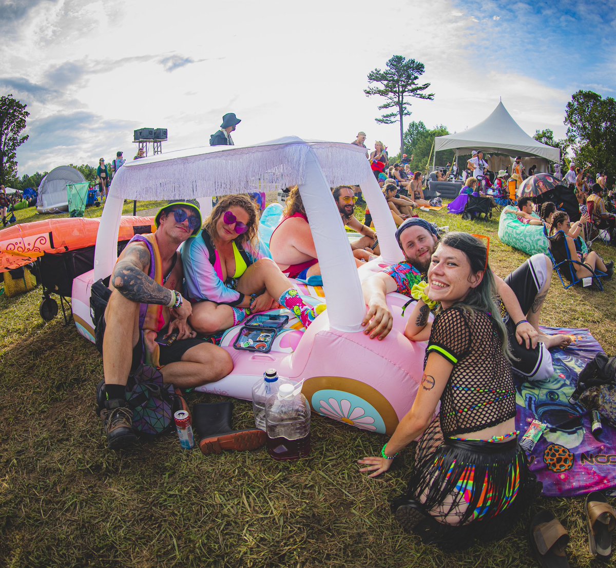 2 WEEKS TIL HAVEN! We can’t wait to be back. Final lineup &amp; Wednesday early arrival lineup drop this week. Who do you hope to see on it? 💥